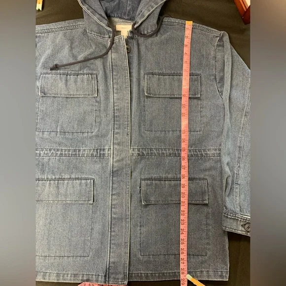 Forever 21 NWT Women's Blue Denim hooded Jacket pockets relaxed fit Size M - Picture 9 of 10